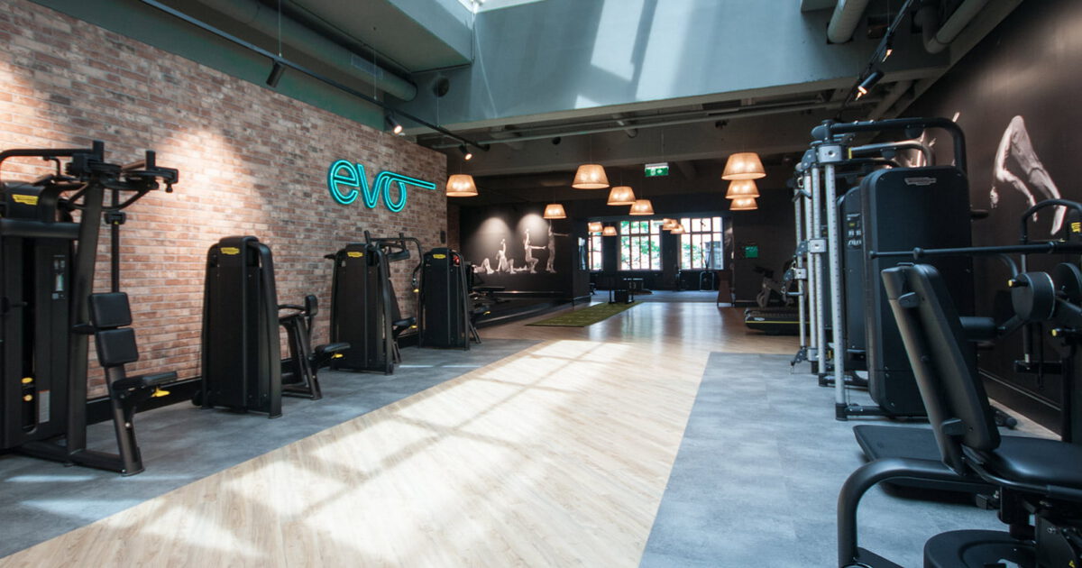 Gyms haben wieder geöffnet - gyms have reopened - EVO Fitness